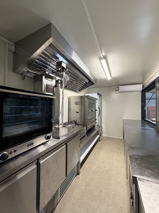 Rulote Comerciale Street Food, Rotiserie, Gogosi In Stoc Si La Comanda