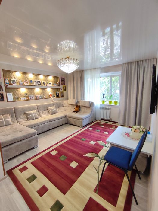 Продается 2-комн (9-43, 1 эт)