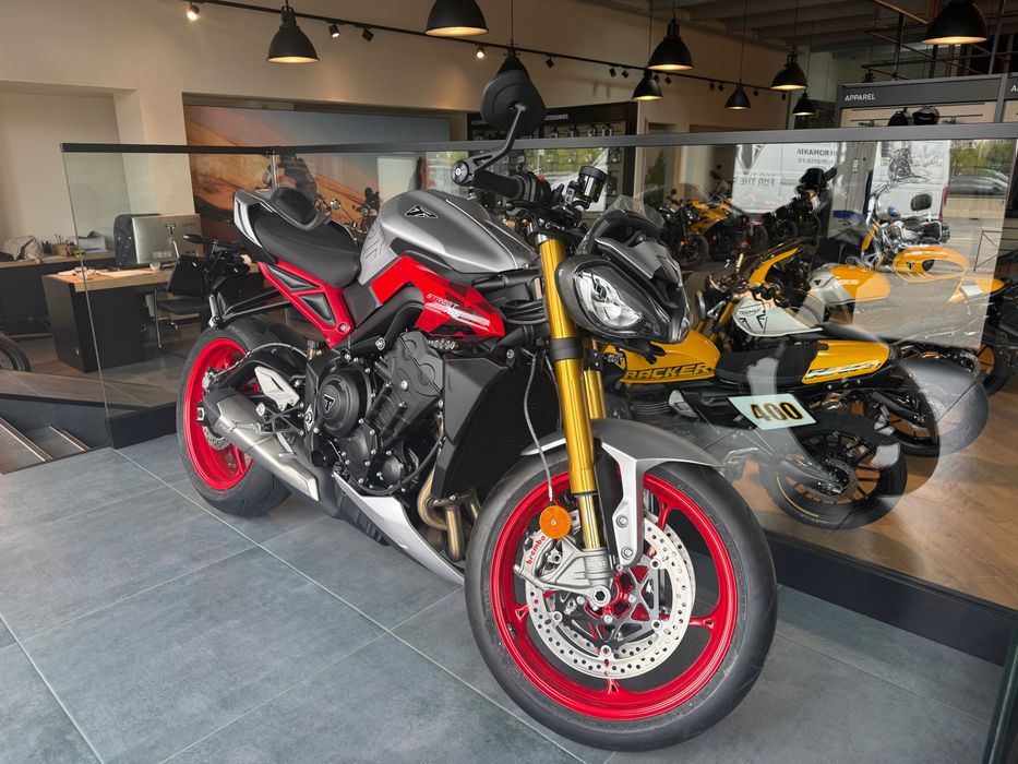 Lichidare Motocicleta Triumph Street Triple 765 RX 2026 | Finantare rapida