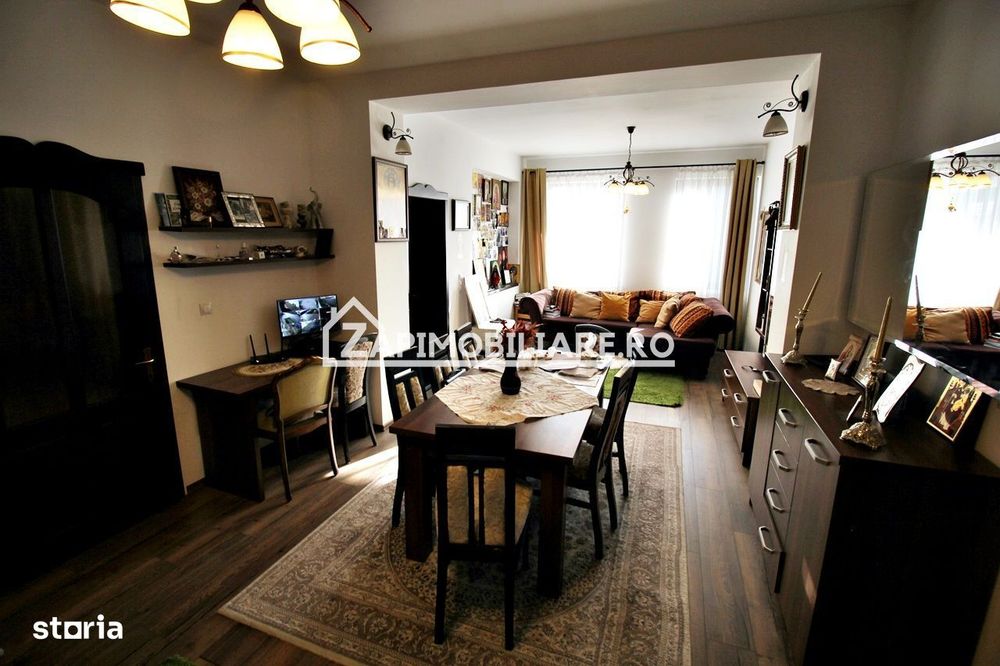 Casa 8 camere,4 bai,482mp,1.100mp teren,2 garaje,0% comision