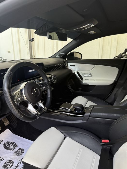 Mercedes-Benz AMG CLA 350