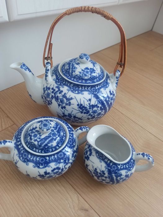 Ръчно рисуван китайски порцеланов сервиз