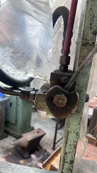 Пресс гидровлический