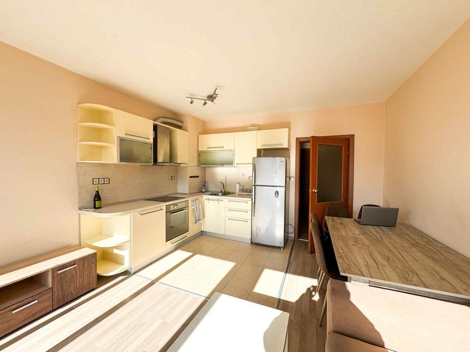 Дава се под наем Двустаен апартамент в София, Витоша - 62 кв.м за 662.49 € - Снимка #1