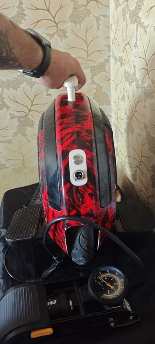 Моноколесо работает