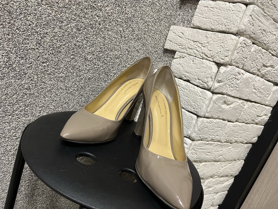Продам туфли женские