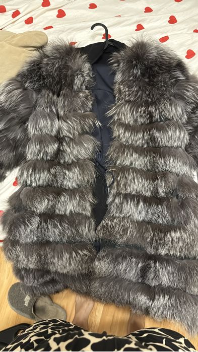 Продам шубу натуральный песец