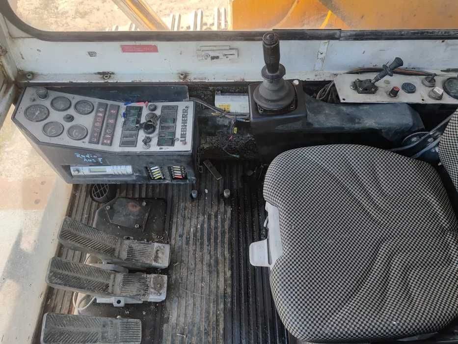 Excavator Liebherr 984 Ideal pentru cariere Accept orice test Rate/Credit