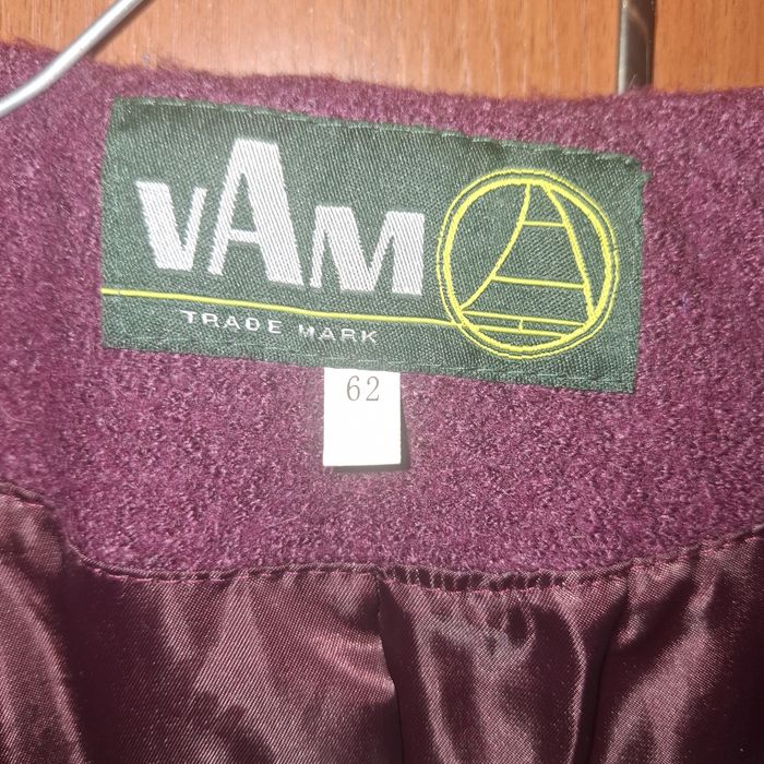 Продам пальто новое