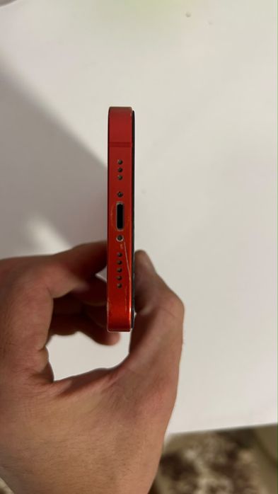 iPhone 12 (product) red