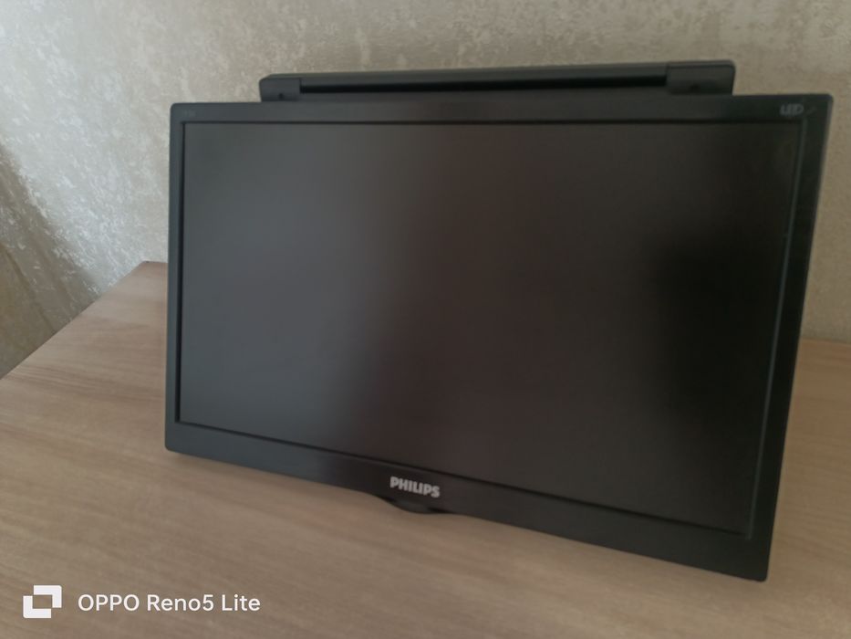Продам LED монитор Philips
