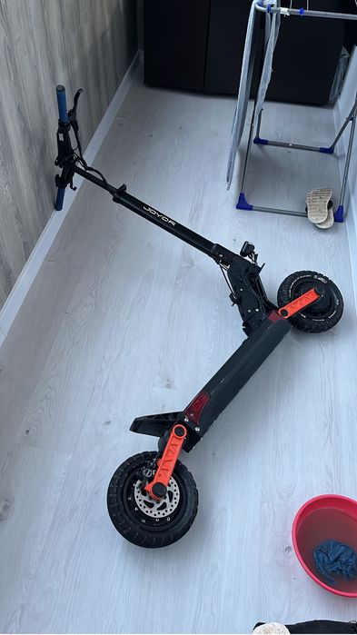 Продам электросамокат