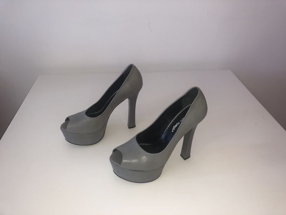 Продам туфли женские