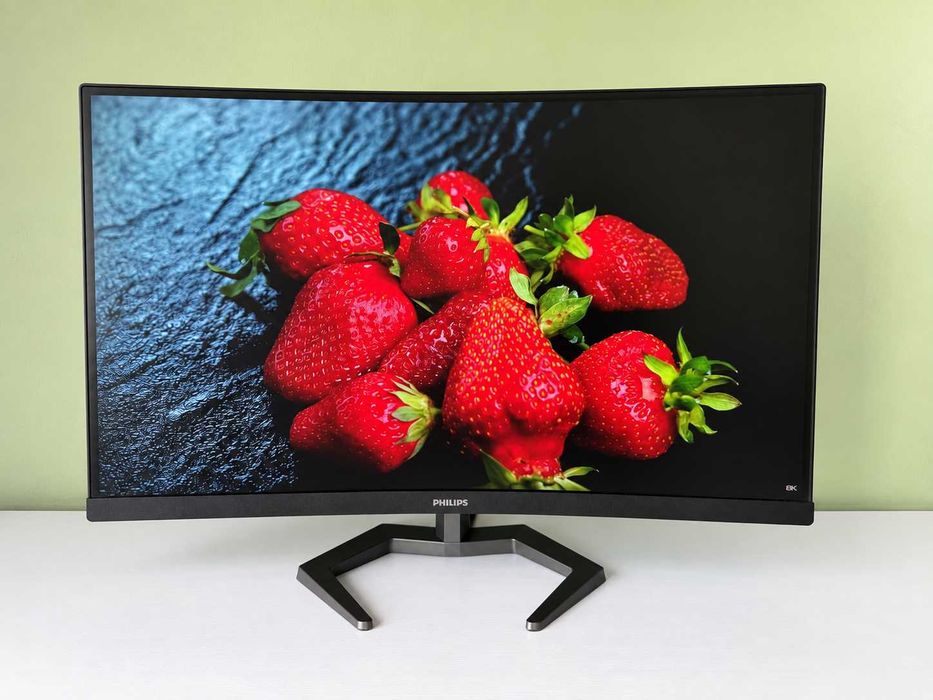 Монитор Philips 27″ Curved QHD 2K 165Hz - Като НОВ!
