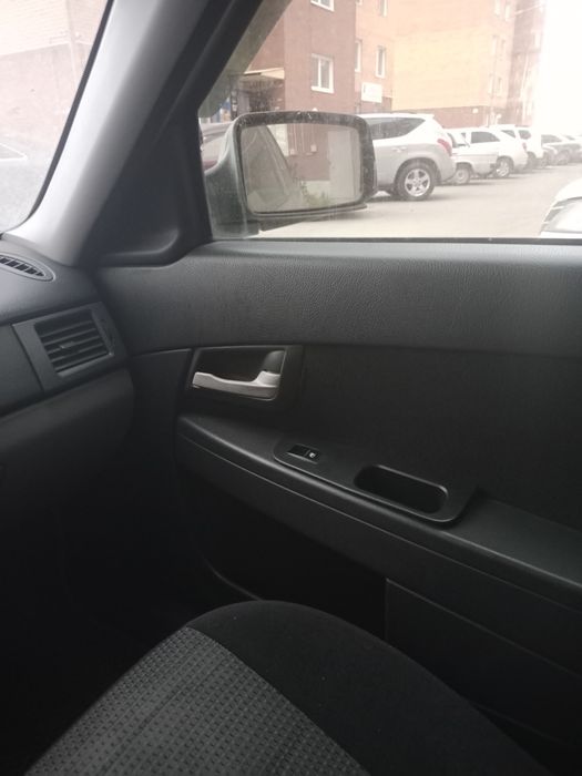 Продам Ваз приора 1