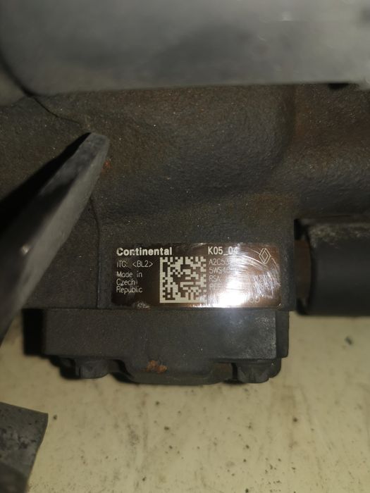 Pompa înaltă Renault megane 3 1.5 110 cp