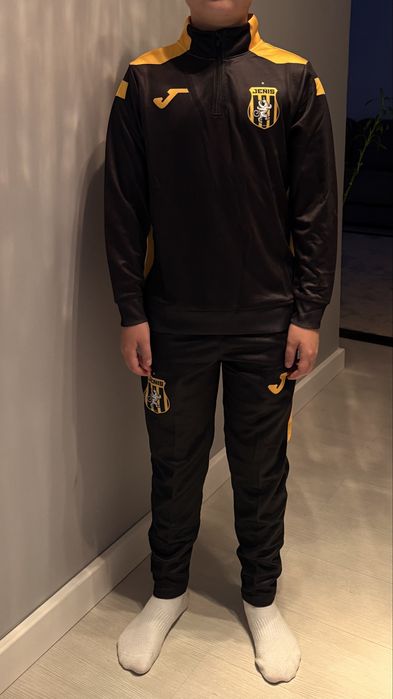 Продам форму ФК Жеңіс