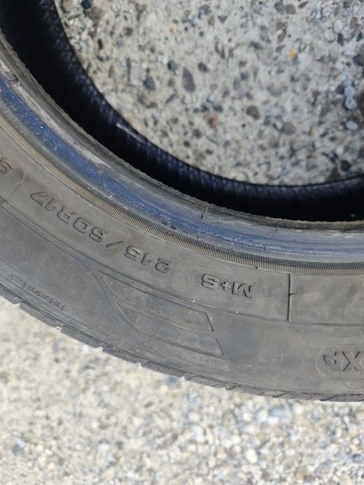 Anvelope 4 bucăți 300 lei  215/60/r17