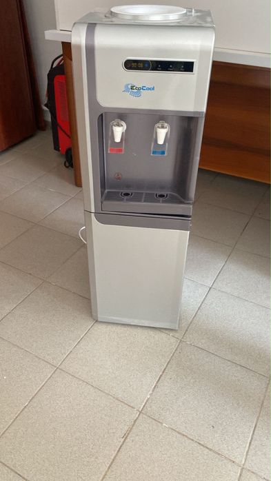 Продам кулер для воды