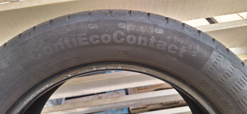 215 55 r17 vara Continental 600 lei/set