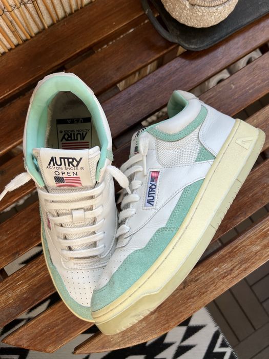 Autry Open Mid 40 EU Mint Green Originals