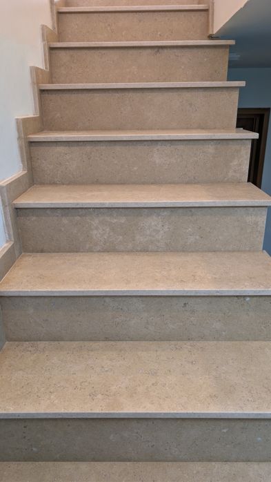 Trepte scara marmura si granit