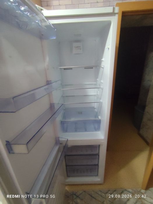 Продам холодильник
