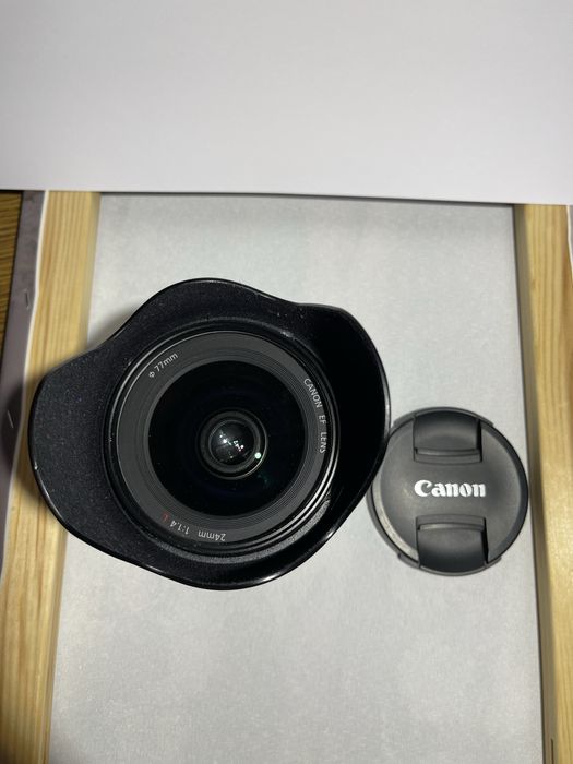 Obiectiv Canon EF 24 mm F1.4L II