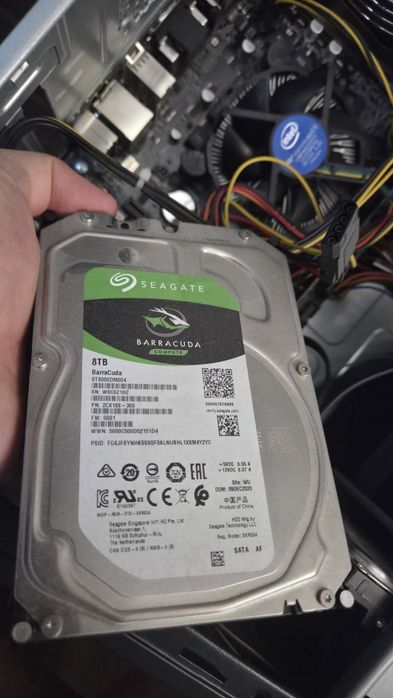 Жесткий диск hdd на 8tb