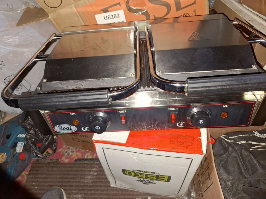Продам электро прижимной гриль.