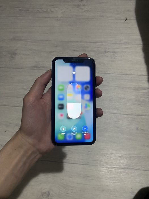 Продам Айфон 11 64gb 78%