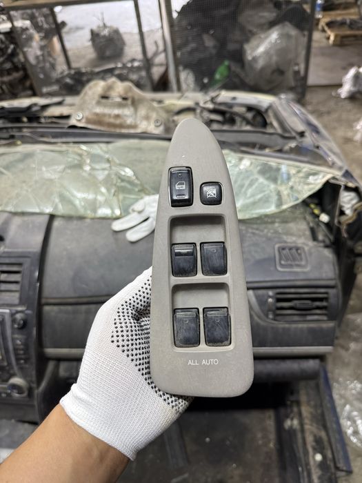 Пульт стеклоподьемника Лексус es300