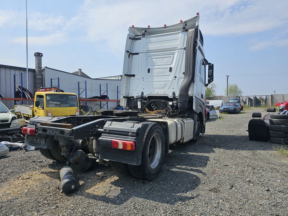 Dezmembrez  Mercedes Actros mp4  2016