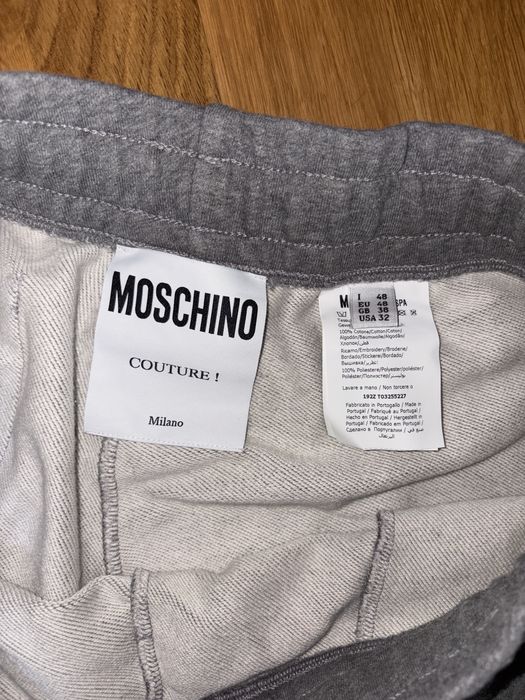 pantaloni moschino
