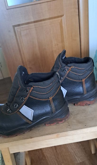 Рабочие ботинки летние