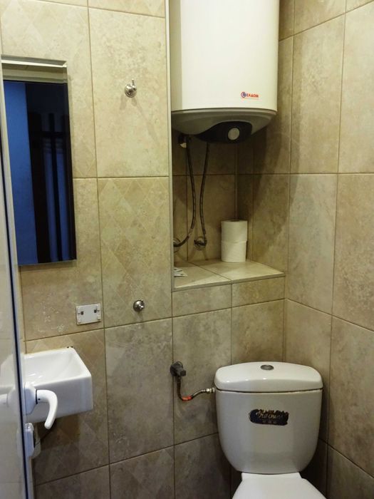 Дава се под наем Четиристаен апартамент в Варна, Зимно кино Тракия - 114 кв.м за 750 € - Снимка #3