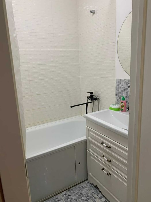 Продается 2 комн квартира Центральный,47
