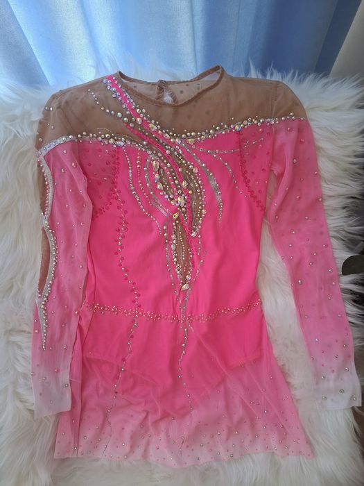 Платье для фигурного катания