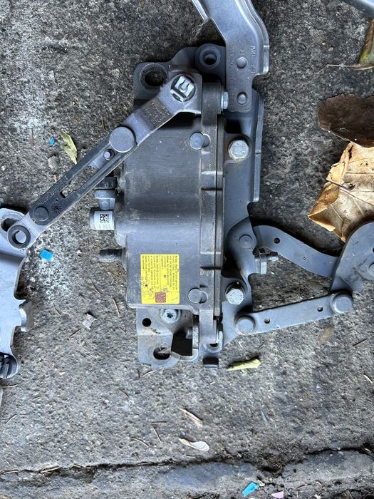 capsa pirotehnica pedestrian BMW F10,F11,F01,F02 balama capota