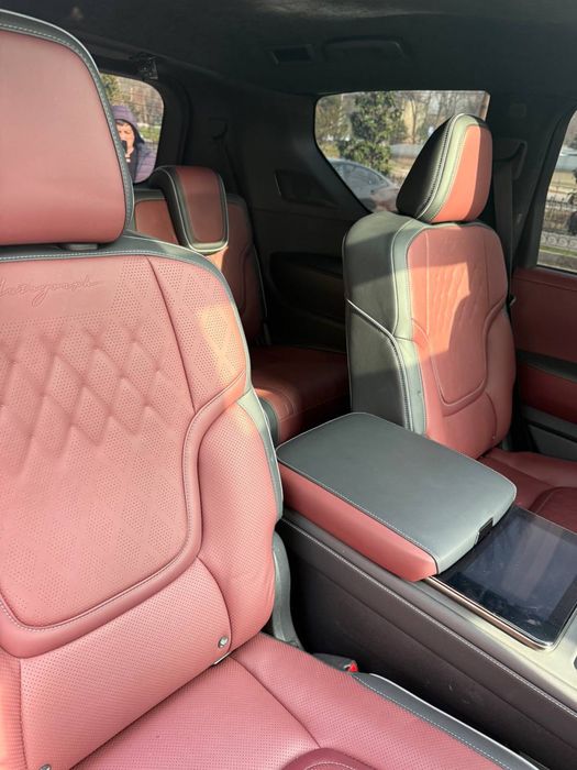 Infiniti QX80 autograhp 2025