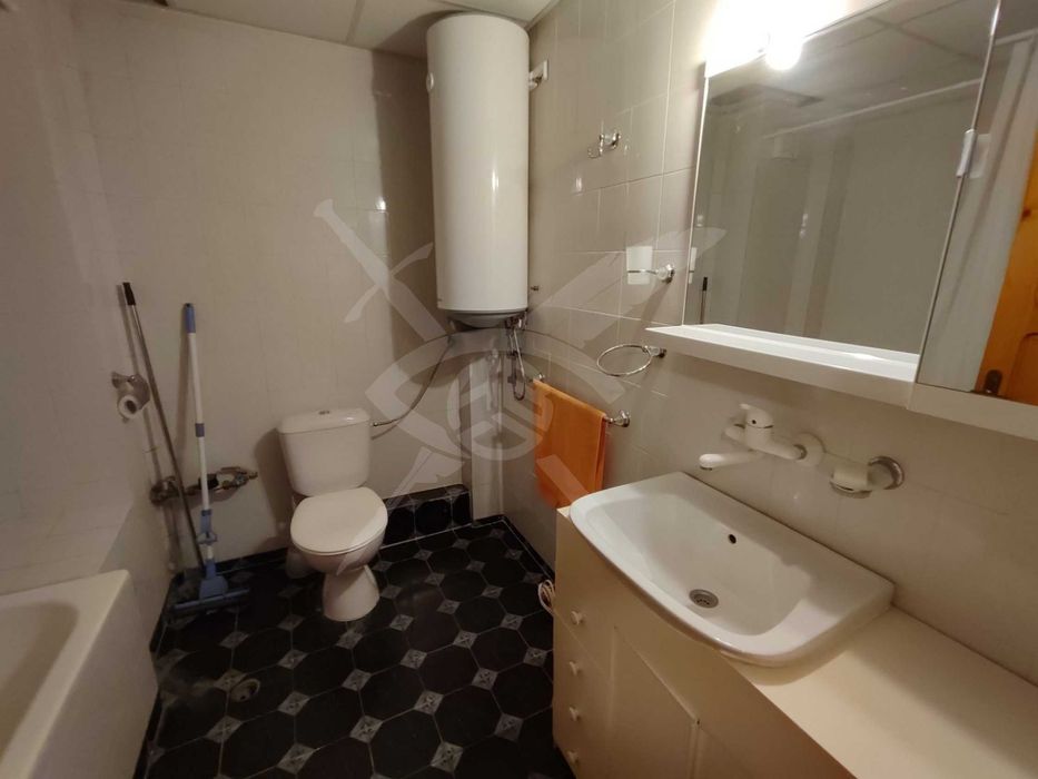 Продава се Тристаен апартамент в Варна, ХЕИ - 110 кв.м за 1591 €/кв.м - Снимка #5