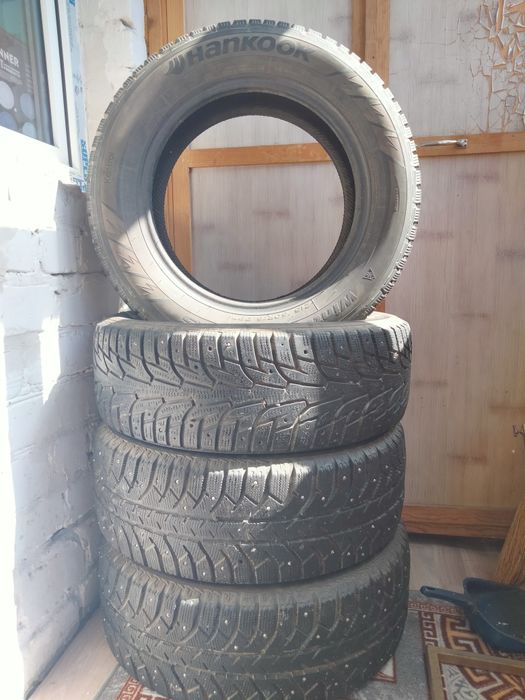 Продам шины комплект