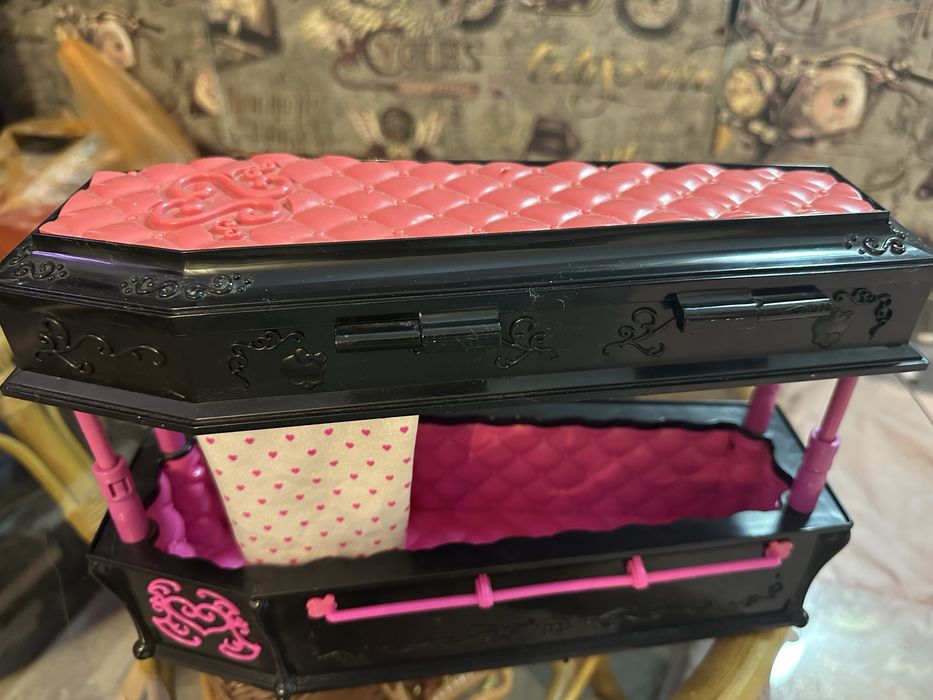 Монстр  хай  , мото   !  !