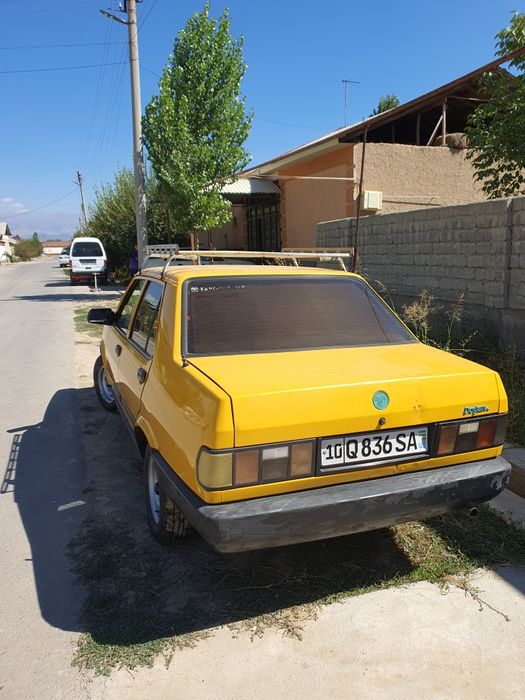 Automobil Dagan yli 1994