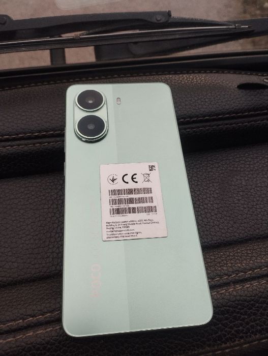 Poco X7 pro Srochna sotiladi