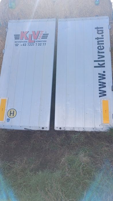 Uși aluminiu spate