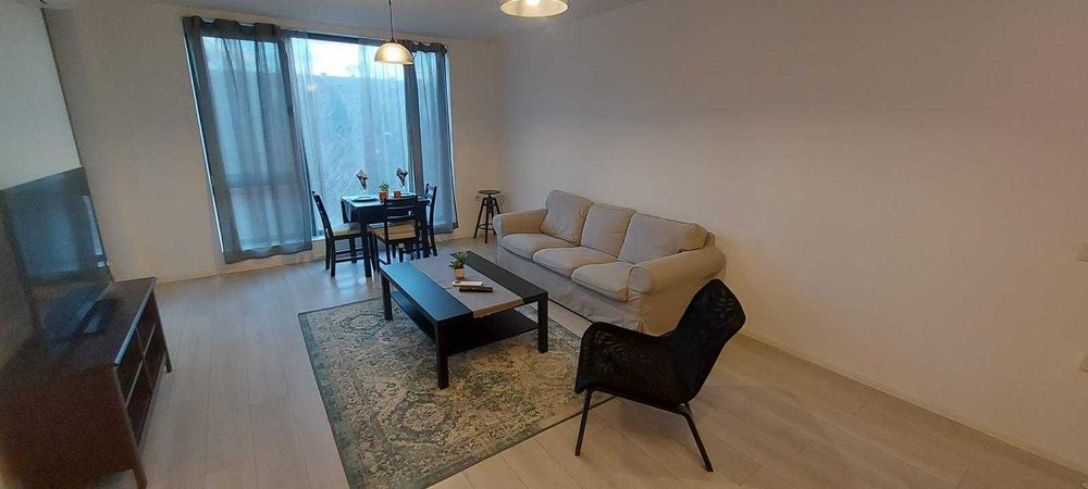 Дава се под наем Двустаен апартамент в Варна, Център - 70 кв.м за 648.21 € - Снимка #3