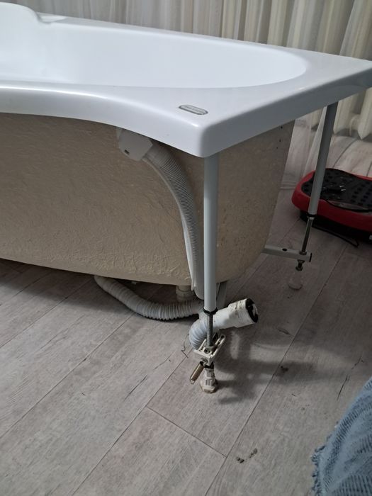 Продам ванну с комплектацией