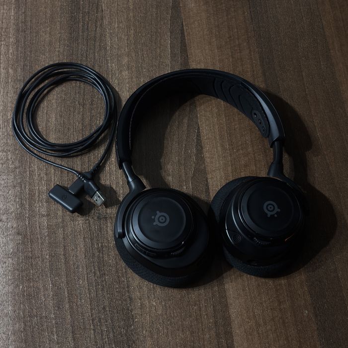 Casti Gaming Arctis Nova 7 Wireless