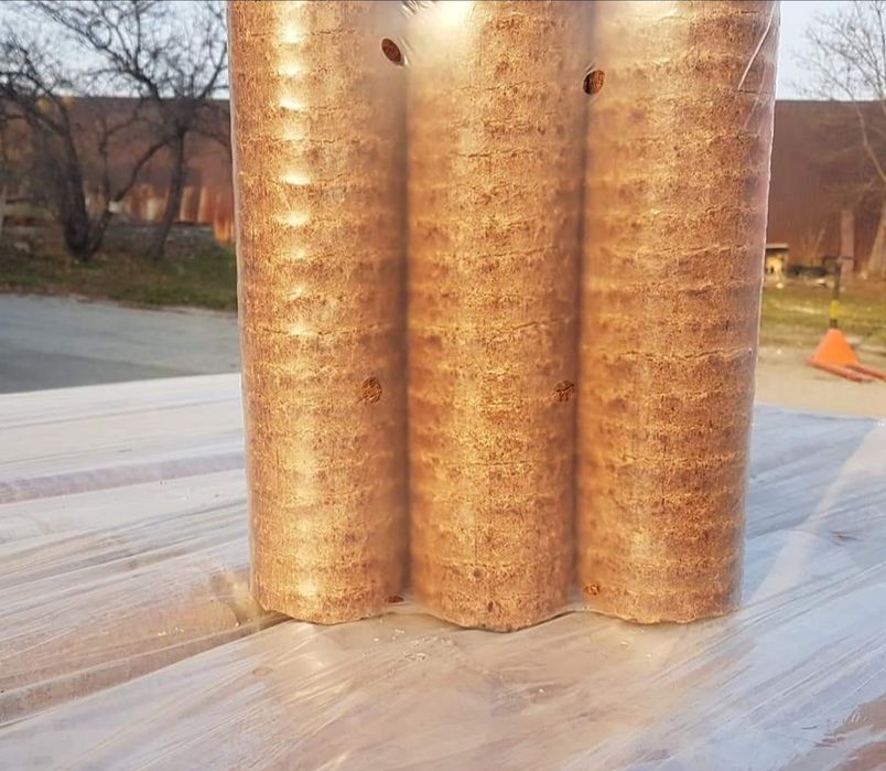 Екобрикети от широколистна дървесина- 395лв за тон!